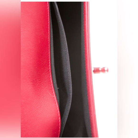 CHANEL medium plexiglass boy bag - Picture 4 of 11